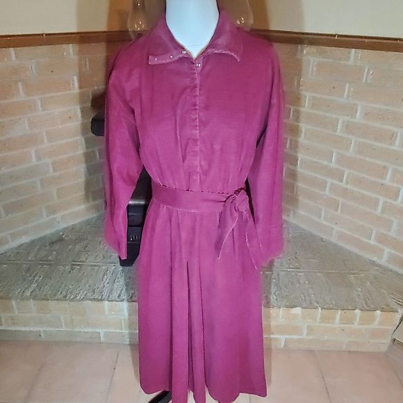 Caron Dresses & Skirts - Vintage Caron Maroon Corduroy Dress.  Snap closure to waist
